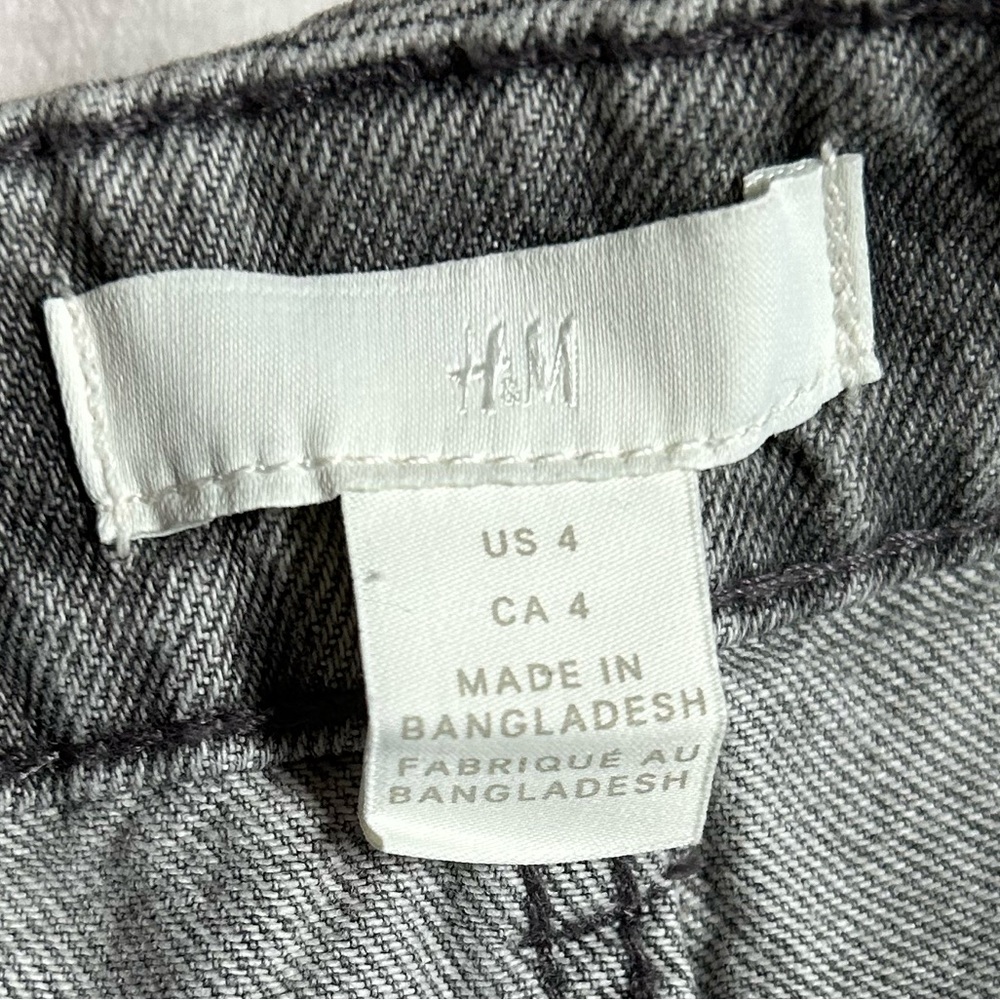 H&M Ripped Jeans - Picture 3 of 3
